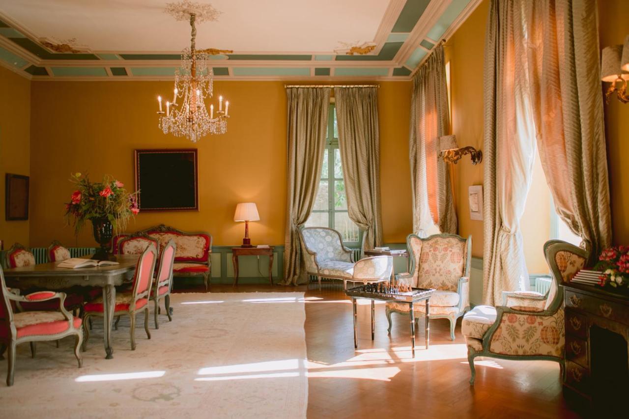 Chateau De Varenne Sauveterre  Kültér fotó
